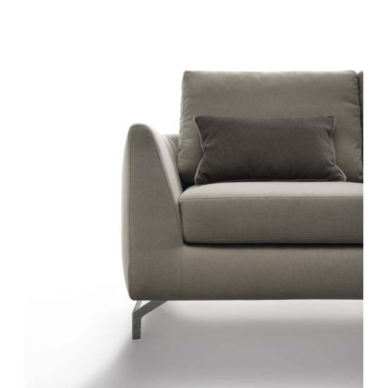 Dīvāns MIKE 241x79x88h (Ražots Itālijā)