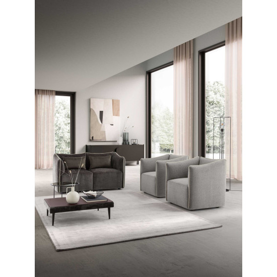 Dīvāns KUBIK 147x76x78h (Ražots Itālijā)