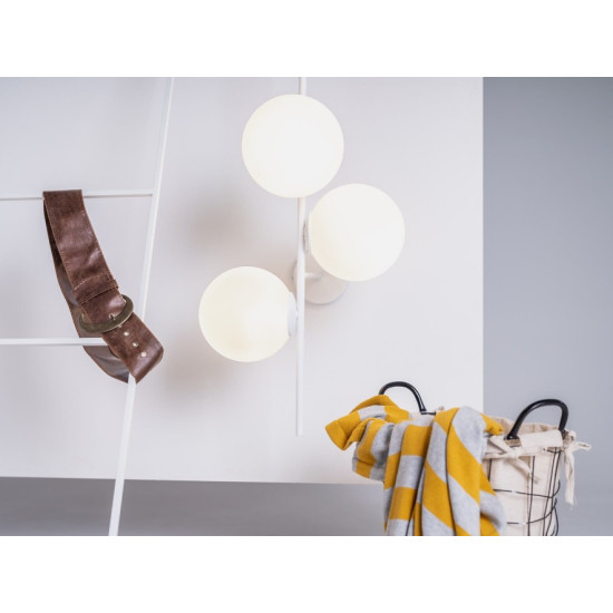 Sienas lampa BOBLER 2connect- balta Sienas lampa BOBLER 2connect- balta
