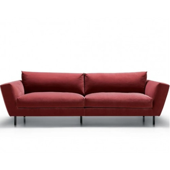 Trīsvietīgs dīvāns GUSTAV (3seater) Trīsvietīgs dīvāns GUSTAV (3seater)