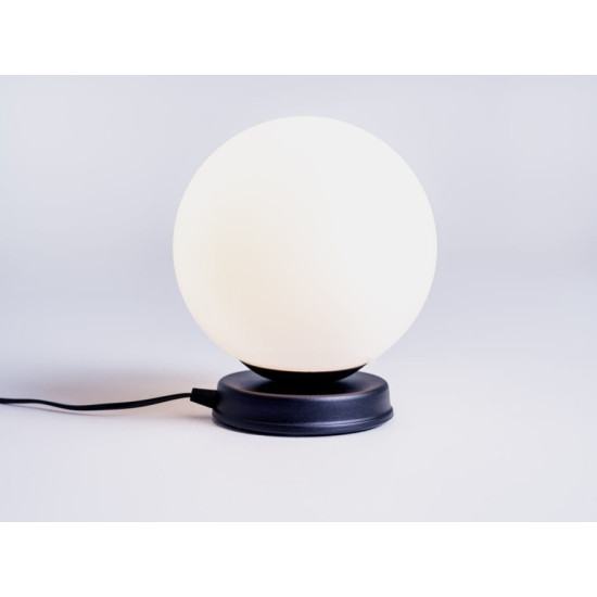 Stāvlampa MANEN M Stāvlampa MANEN M