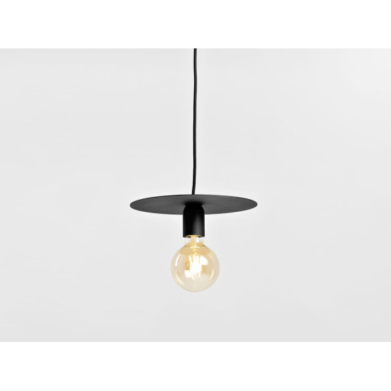 Piekaramā lampa SKIVA M - melns Piekaramā lampa SKIVA M - melns