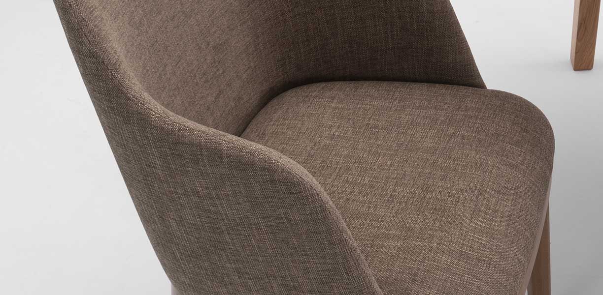 RAMARO Ava